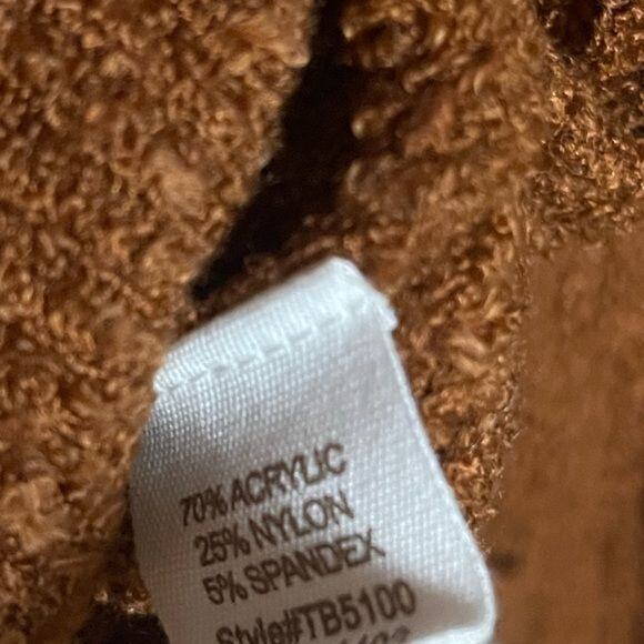 Day‎ to Day Blu Pepper Chocolate Brown V-Neck Sweater Size M NWT - Picture 8 of 8